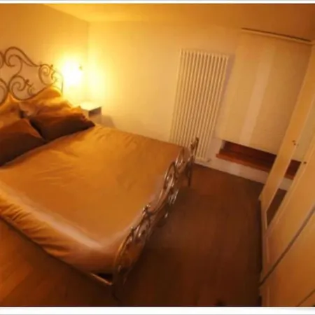 Holiday home La Casetta Sulla Piazza Principale Di